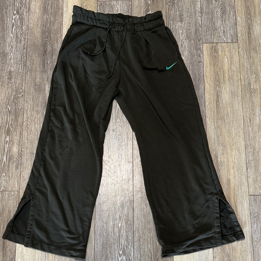 Nike Women’s Dark Gray Sweatpants with Green Logo